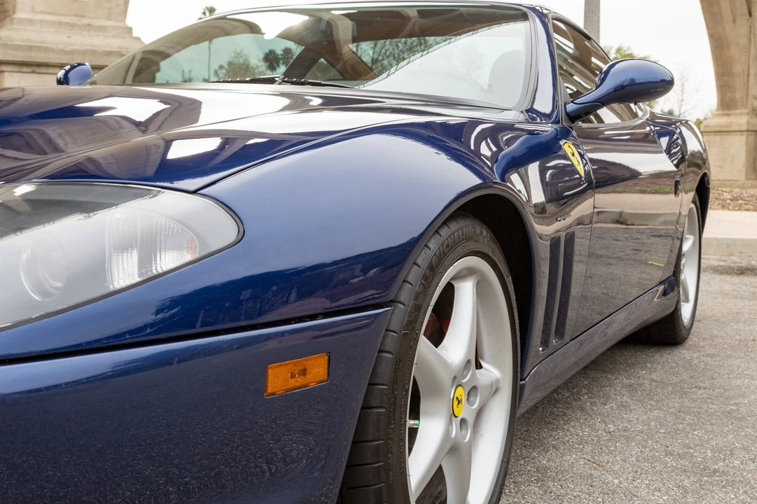2001 Ferrari 550 Maranello - Image 18 of 31