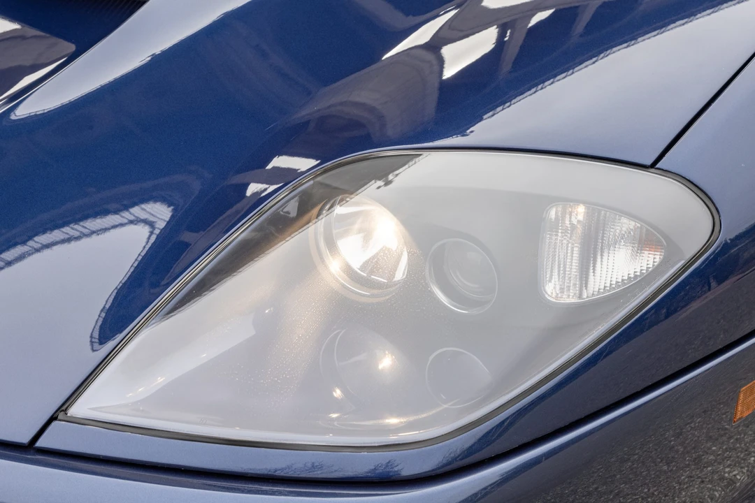 2001 Ferrari 550 Maranello - Image 30 of 31