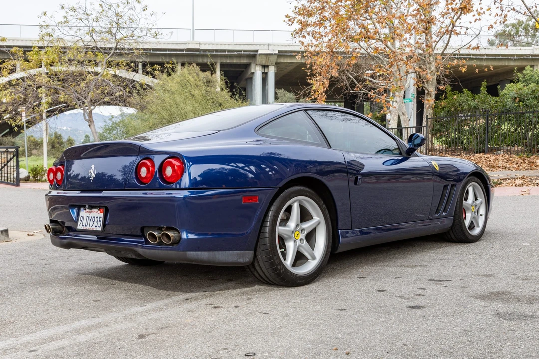 2001 Ferrari 550 Maranello - Image 11 of 31