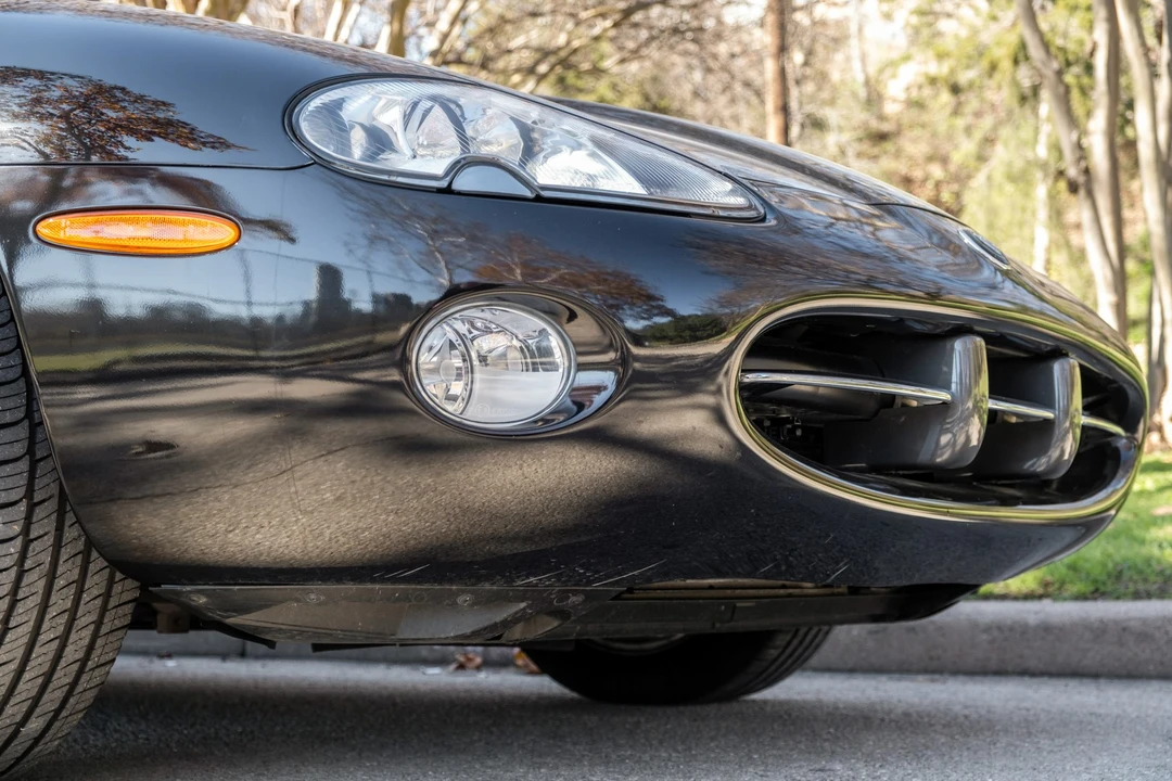 2001 Jaguar X100 XK8 - Image 26 of 31