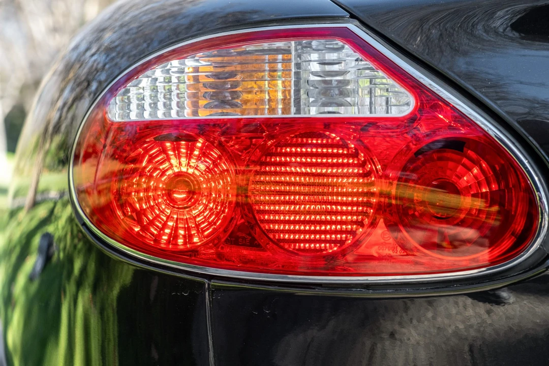 2001 Jaguar X100 XK8 - Image 21 of 31