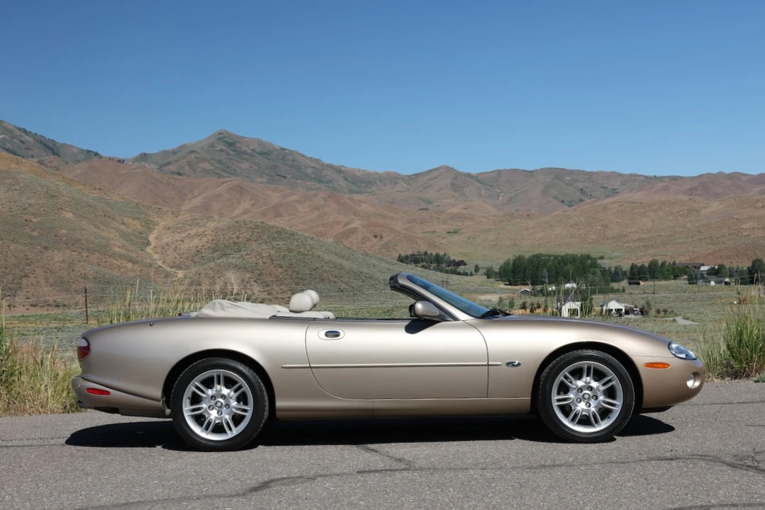 2001 Jaguar X100 XK8 - Image 21 of 31