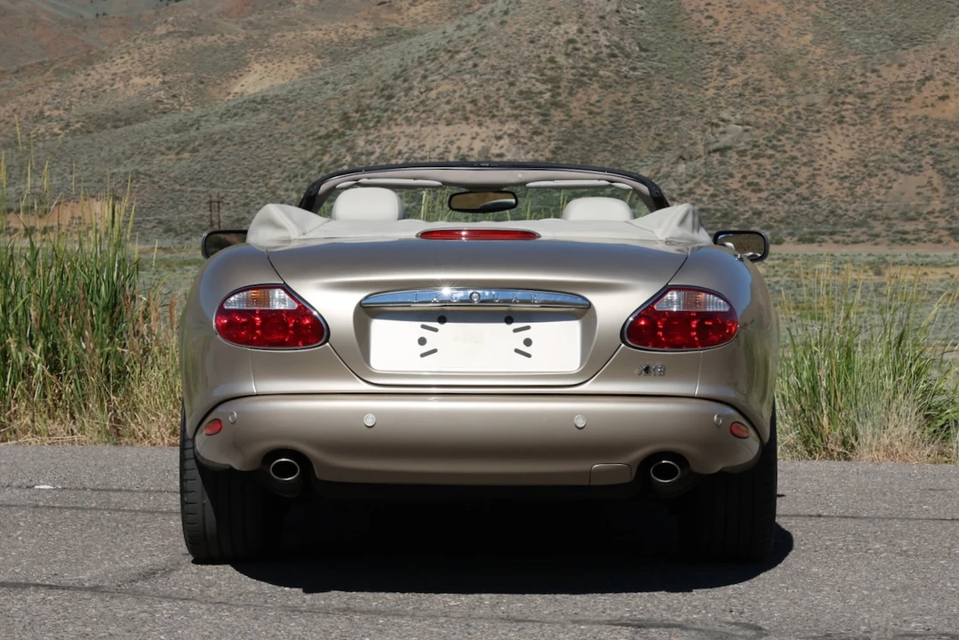 2001 Jaguar X100 XK8 - Image 27 of 31