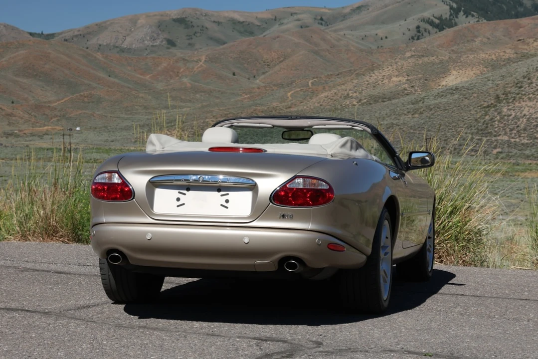 2001 Jaguar X100 XK8 - Image 26 of 31