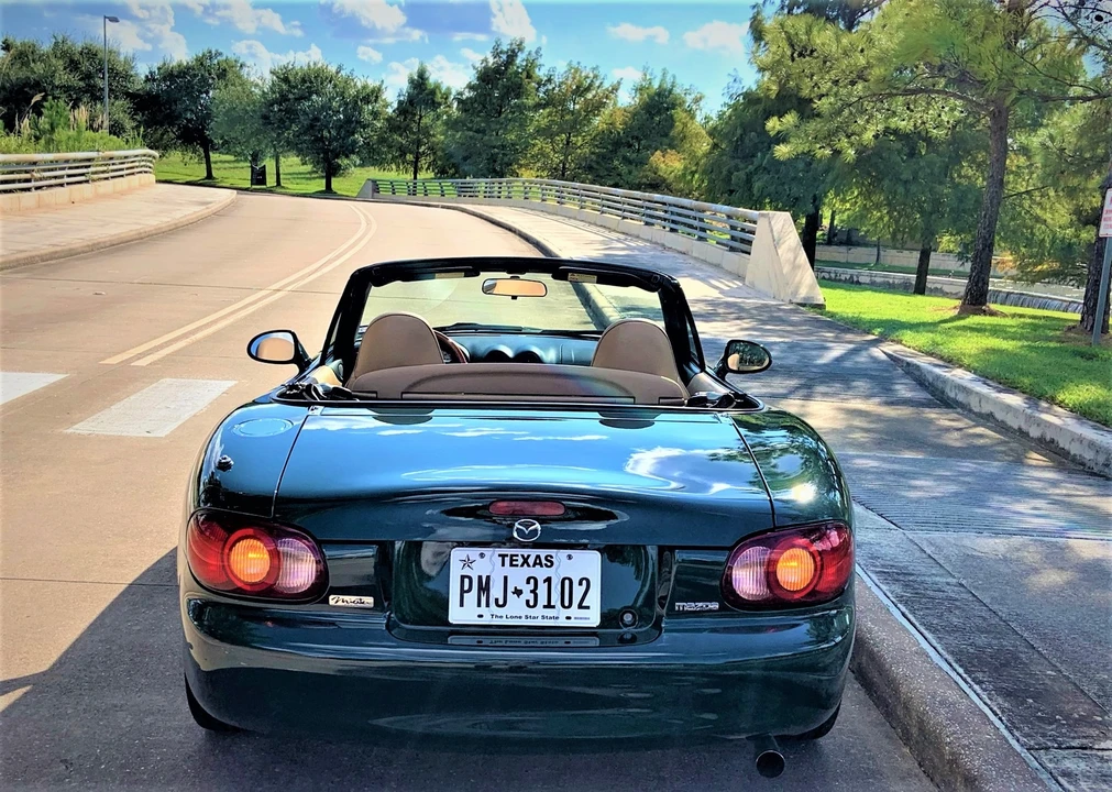 2001 Mazda NB MX-5 Miata - Image 9 of 31