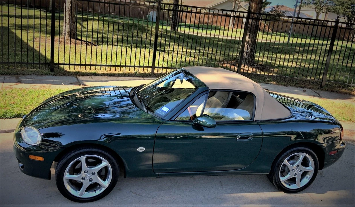 2001 Mazda NB MX-5 Miata - Image 19 of 31