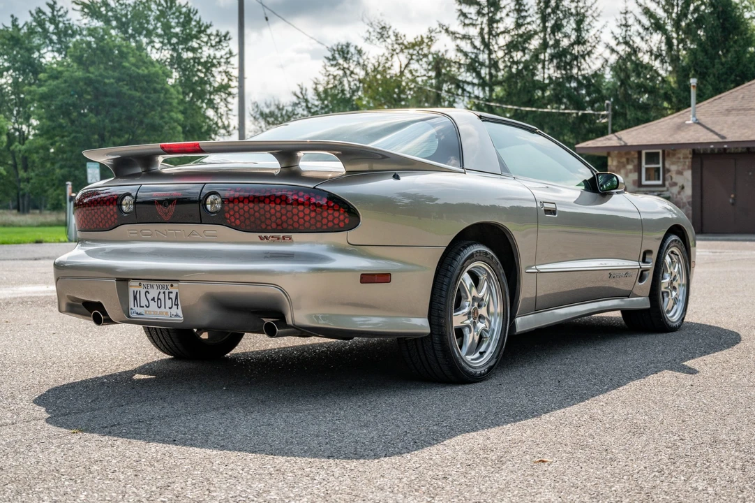 2001 Pontiac Firebird Trans Am 4th Gen - Image 5 of 31