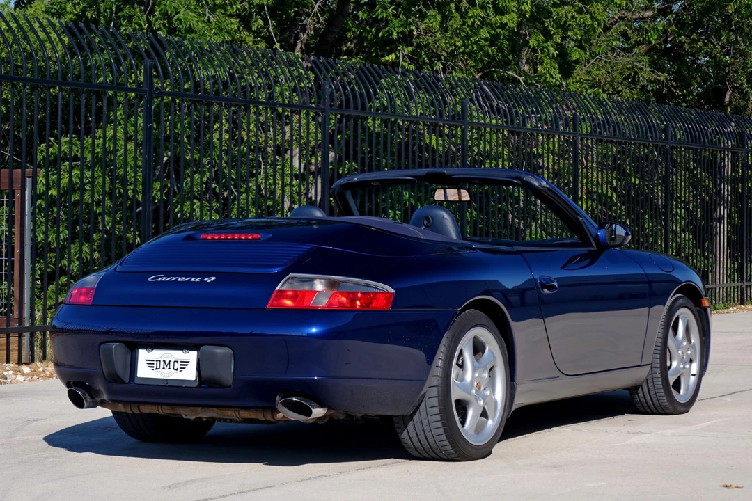 2001 Porsche 996 Carrera - Image 19 of 31