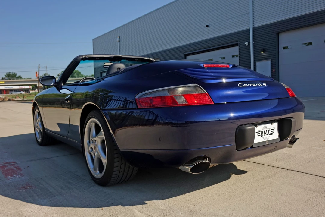 2001 Porsche 996 Carrera - Image 18 of 31