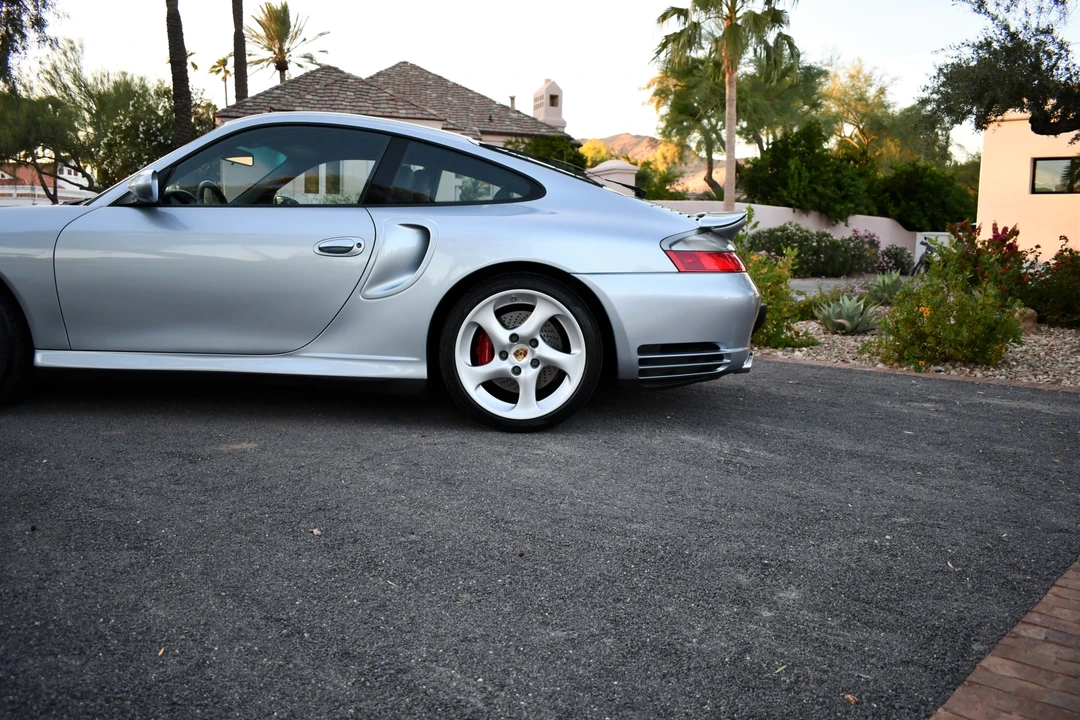 2001 Porsche 996 Turbo - Image 29 of 31