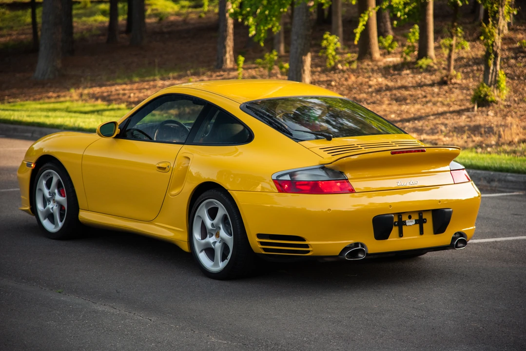 2001 Porsche 996 Turbo - Image 7 of 31
