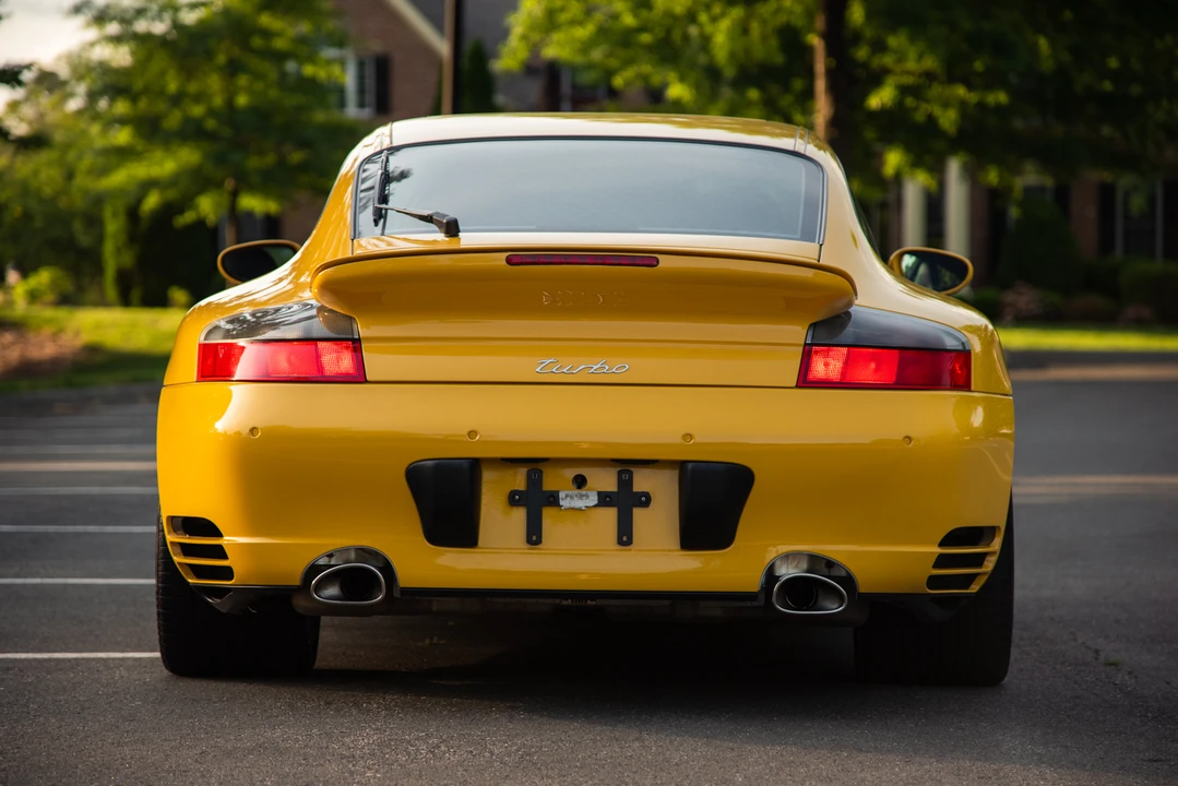 2001 Porsche 996 Turbo - Image 10 of 31