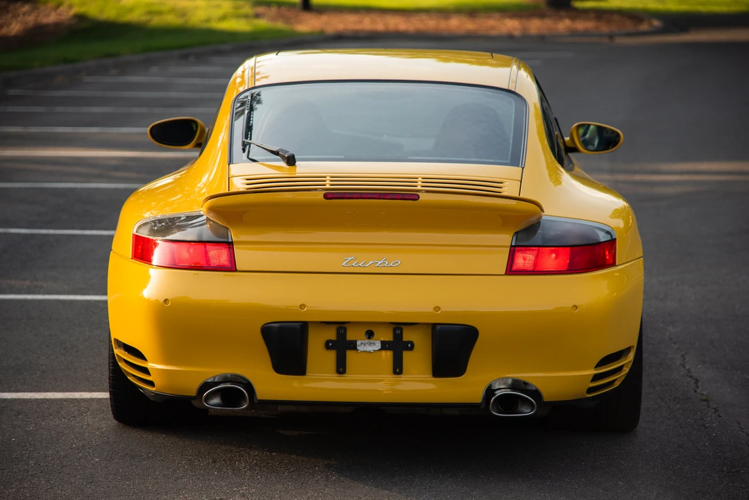 2001 Porsche 996 Turbo - Image 9 of 31