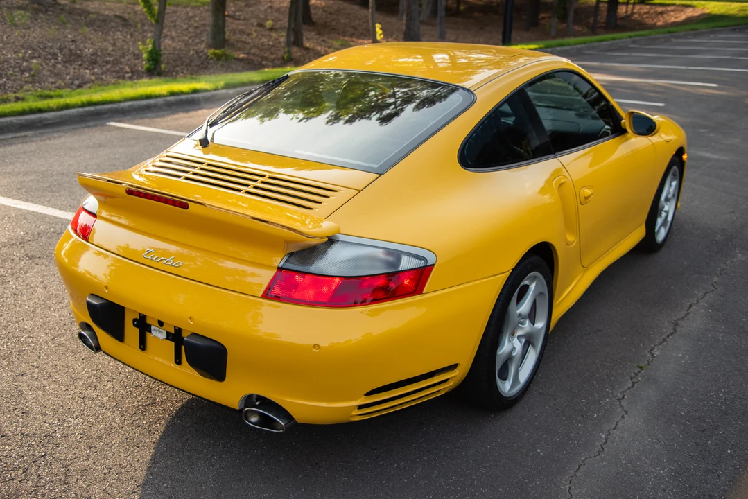 2001 Porsche 996 Turbo - Image 13 of 31