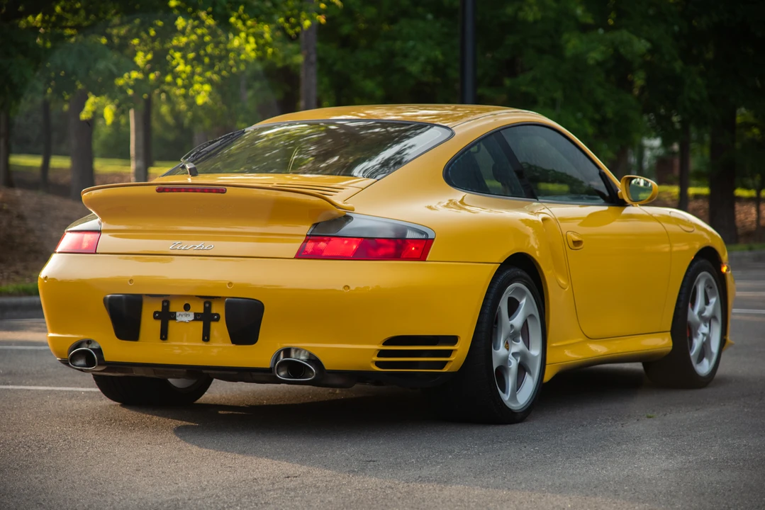2001 Porsche 996 Turbo - Image 12 of 31