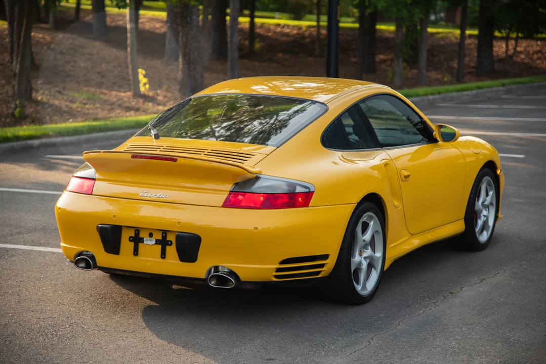 2001 Porsche 996 Turbo - Image 11 of 31