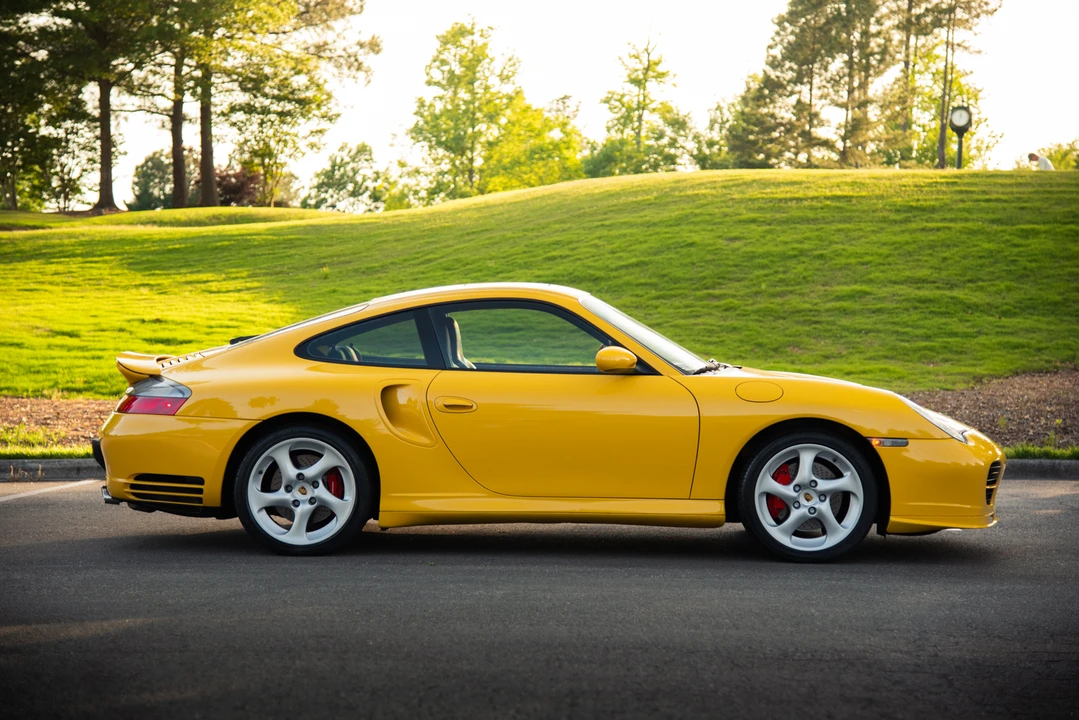 2001 Porsche 996 Turbo - Image 14 of 31