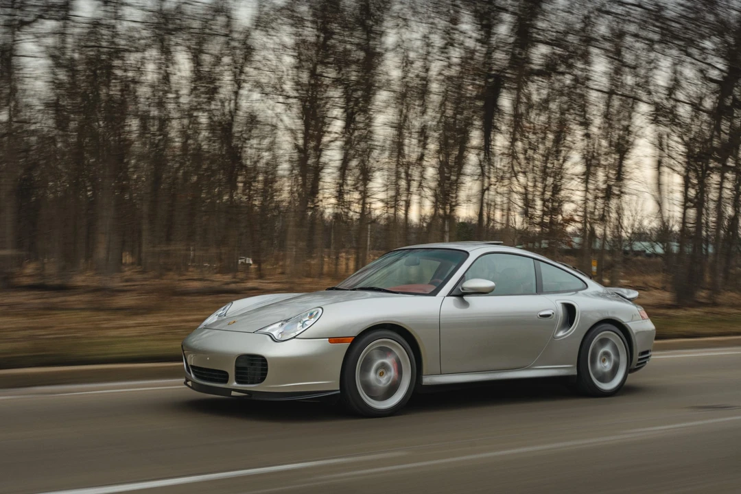 2001 Porsche 996 Turbo - Image 2 of 31