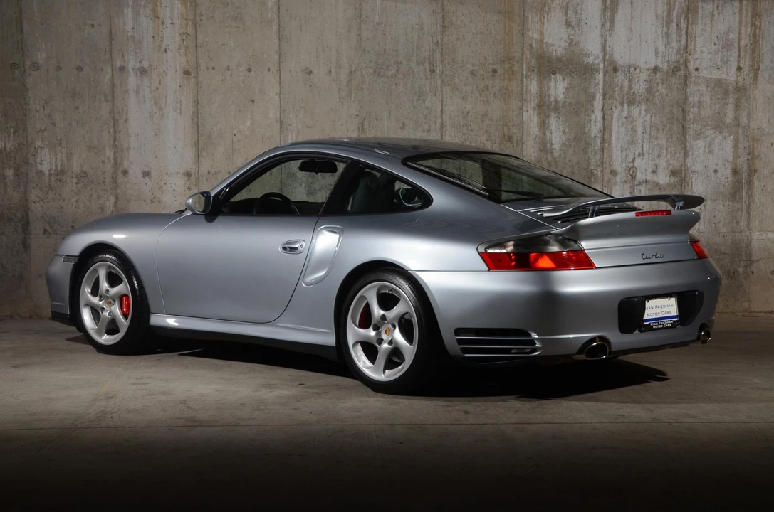 2001 Porsche 996 Turbo - Image 14 of 31