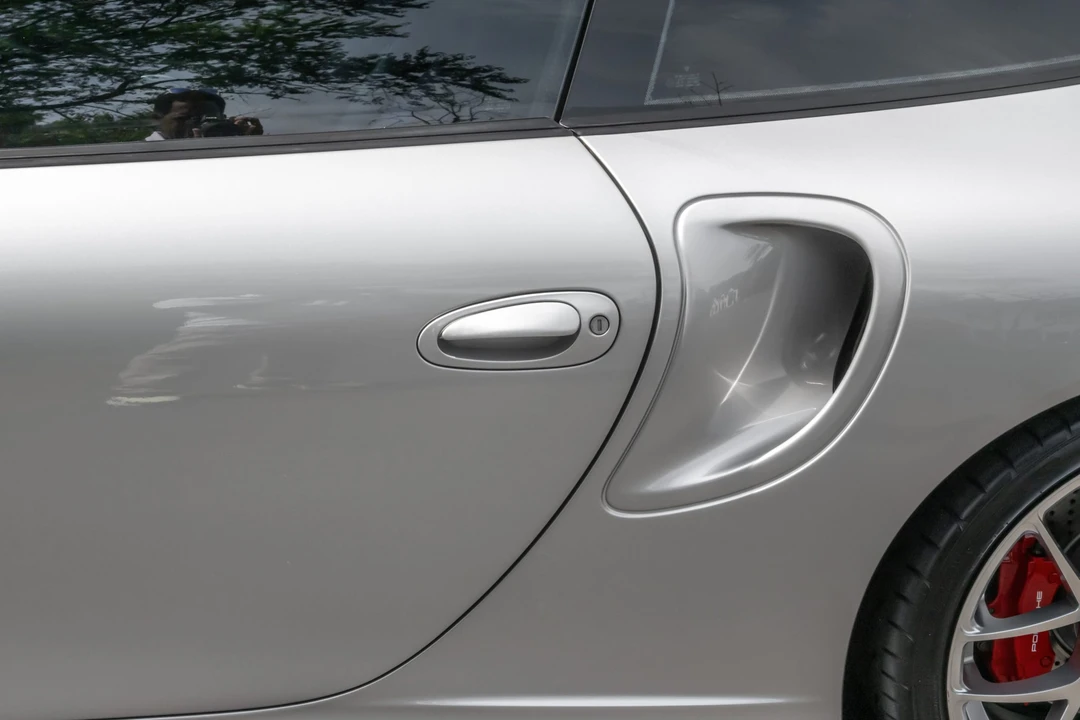 2001 Porsche 996 Turbo - Image 27 of 31