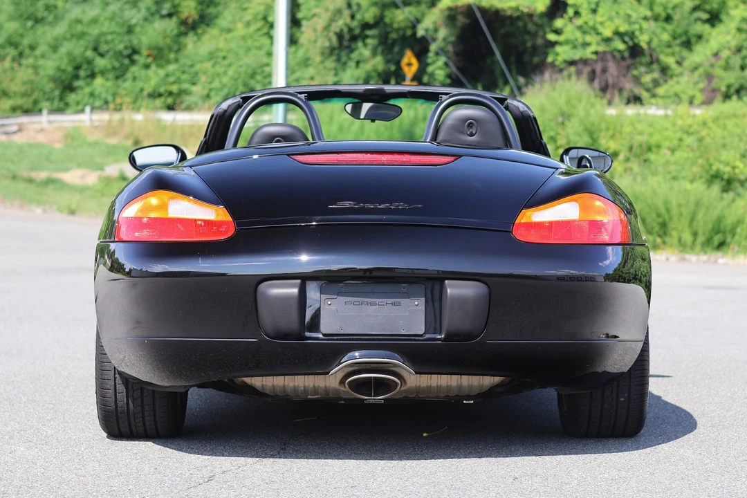 2001 Porsche 986 Boxster - Image 13 of 31