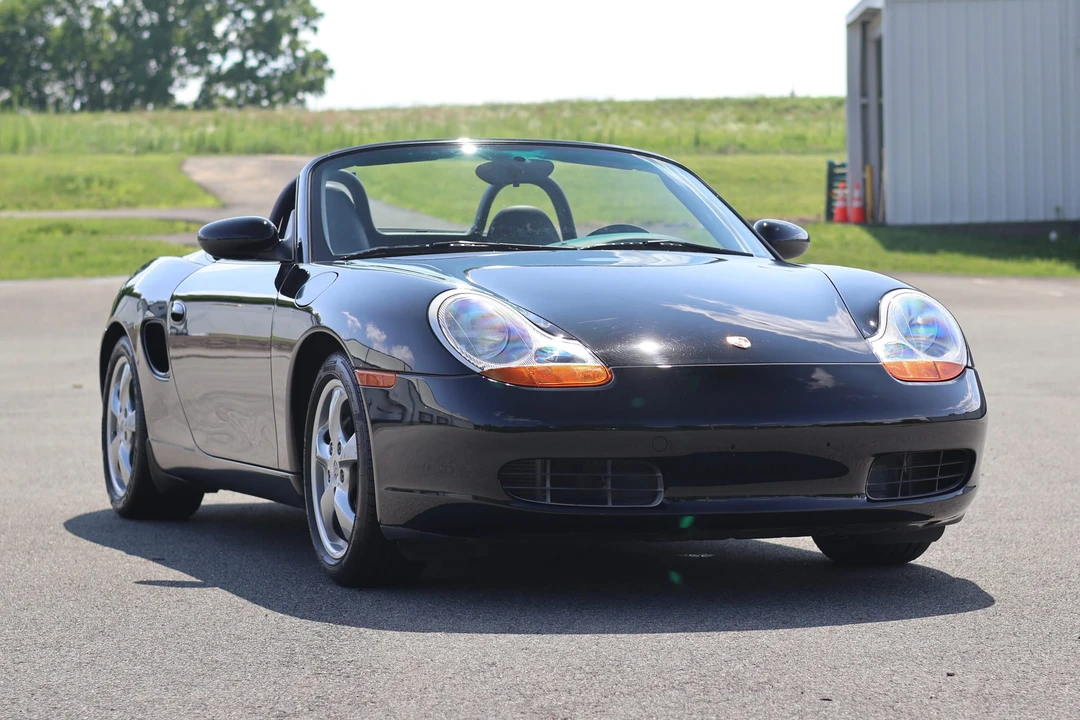 2001 Porsche 986 Boxster - Image 6 of 31