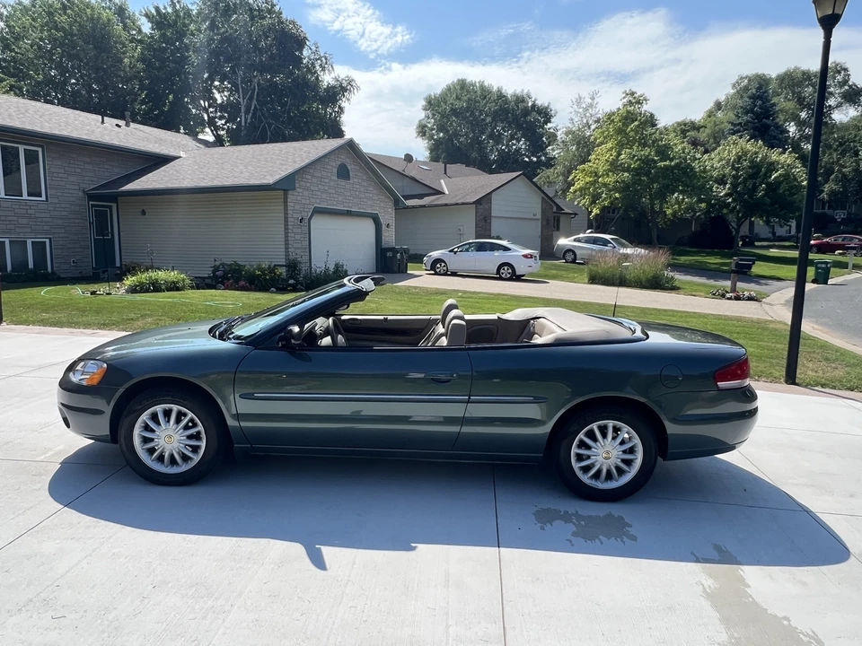 2002 Chrysler Sebring - Image 18 of 31