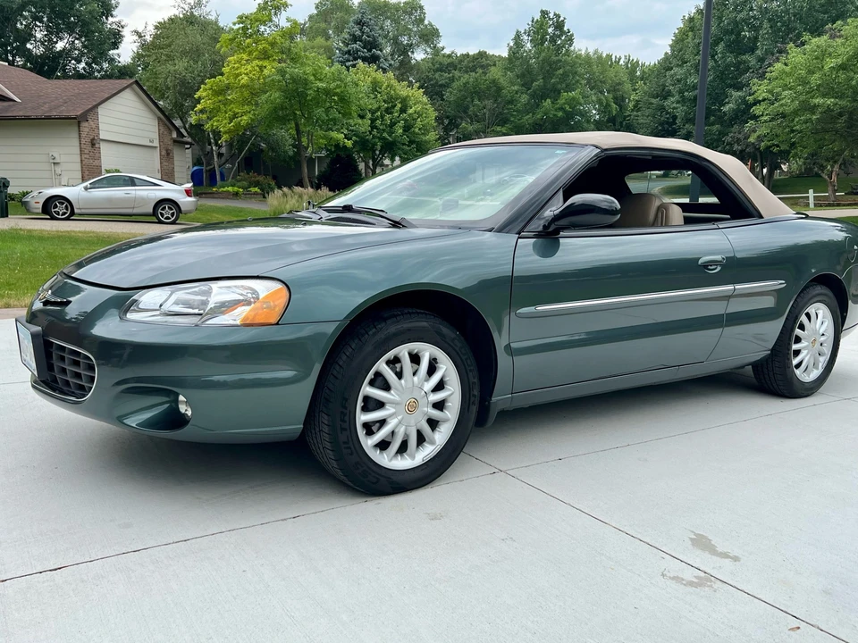 2002 Chrysler Sebring - Image 21 of 31