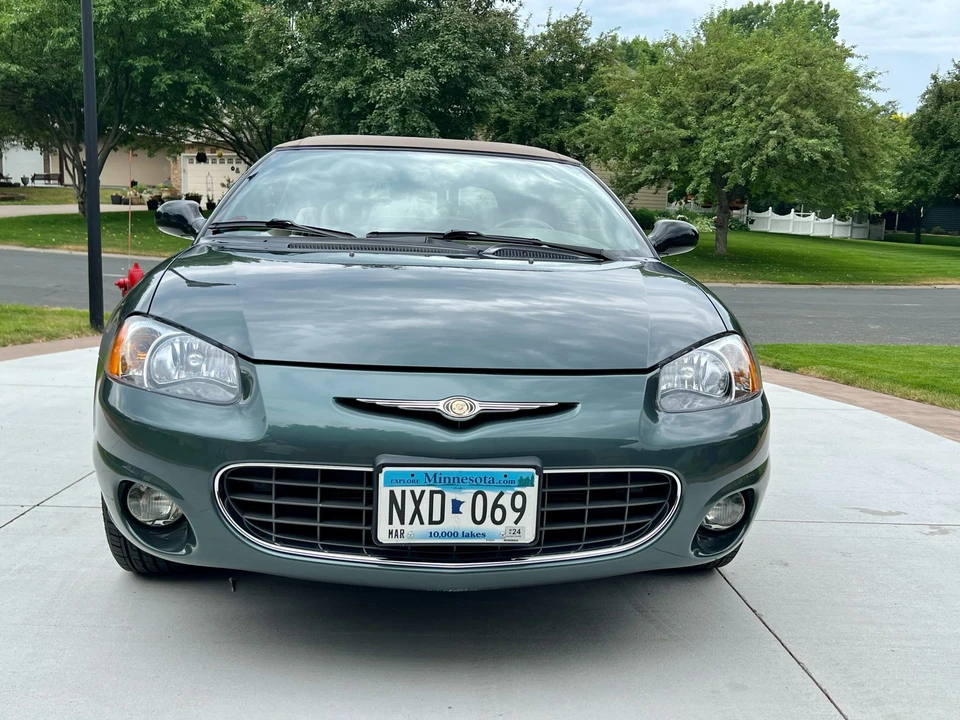 2002 Chrysler Sebring - Image 15 of 31