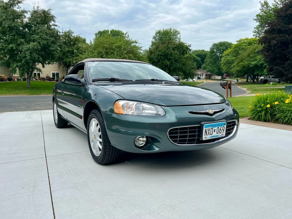 2002 Chrysler Sebring - Image 14 of 31