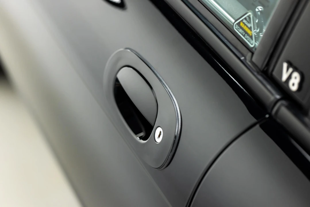 2002 Jaguar X308 XJR - Image 28 of 31
