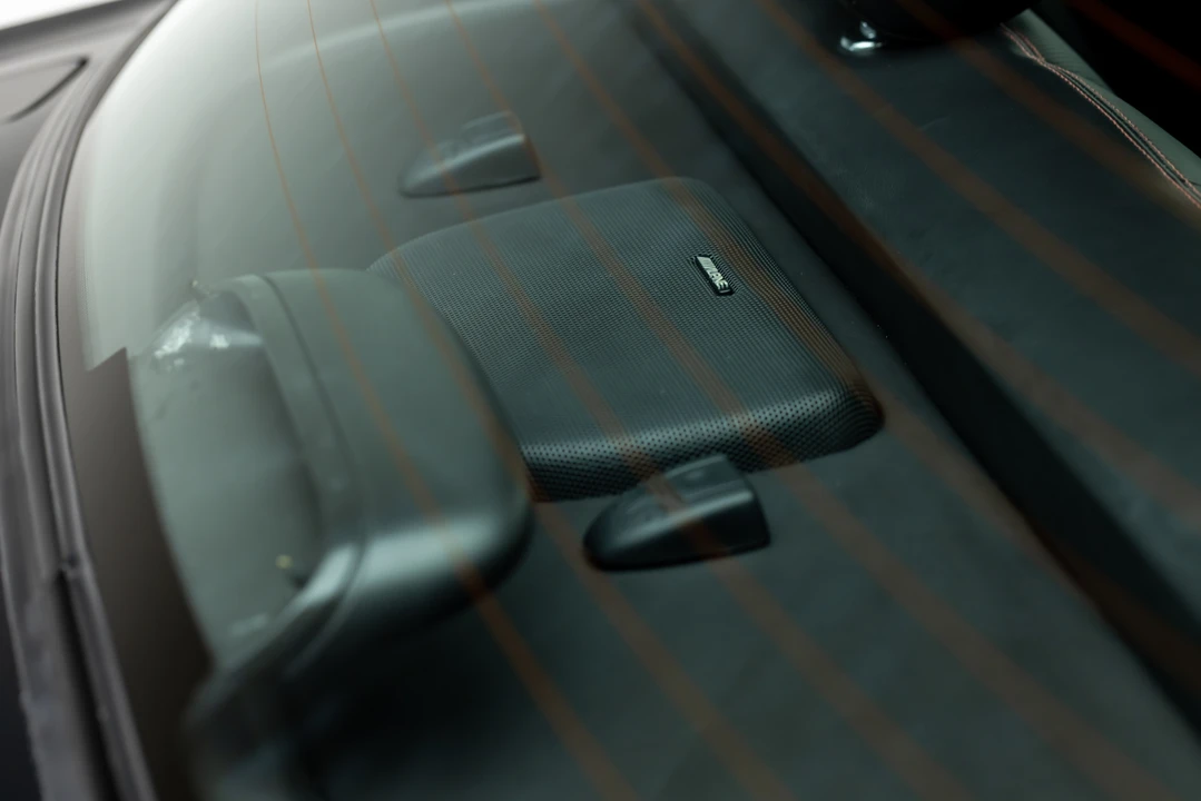 2002 Jaguar X308 XJR - Image 31 of 31