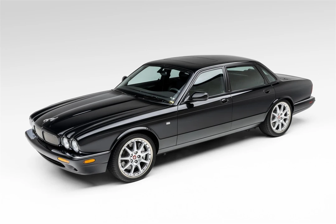 2002 Jaguar X308 XJR - Image 5 of 31