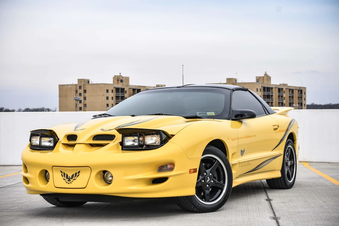 2002 Pontiac Firebird Trans Am 4th Gen - Image 2 of 31
