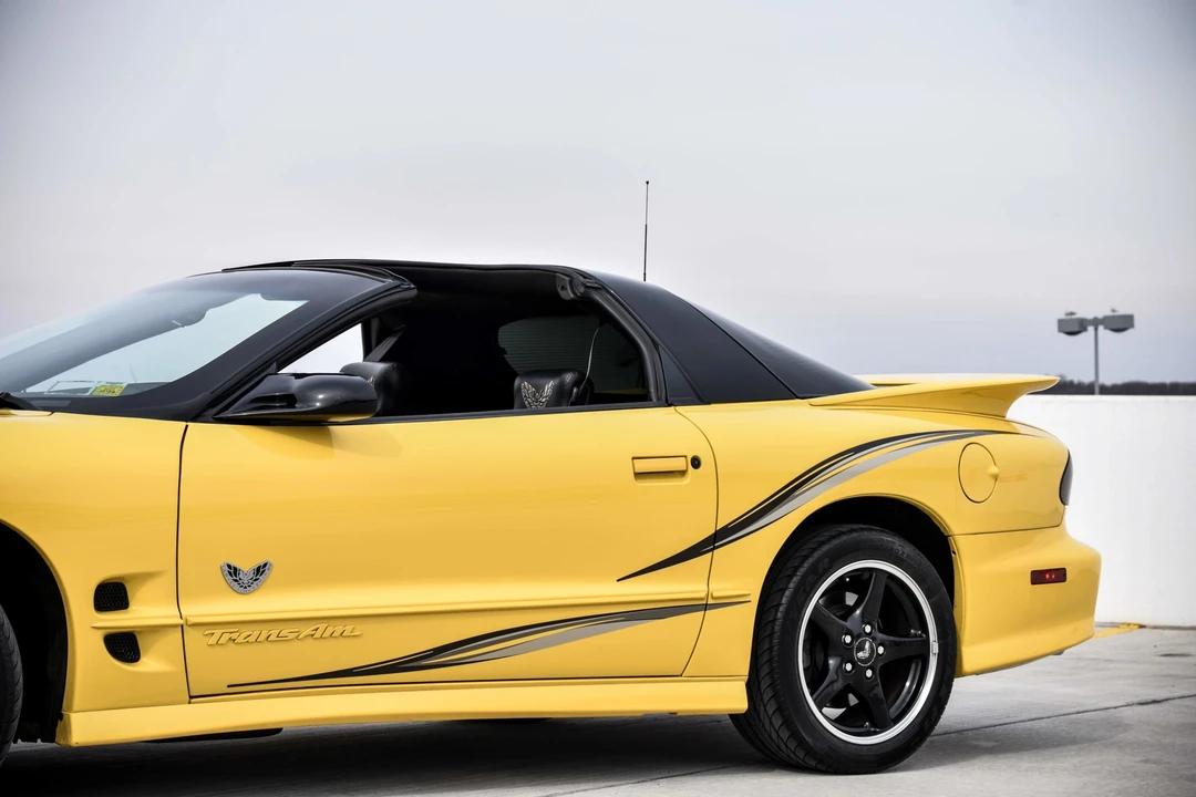 2002 Pontiac Firebird Trans Am 4th Gen - Image 6 of 31