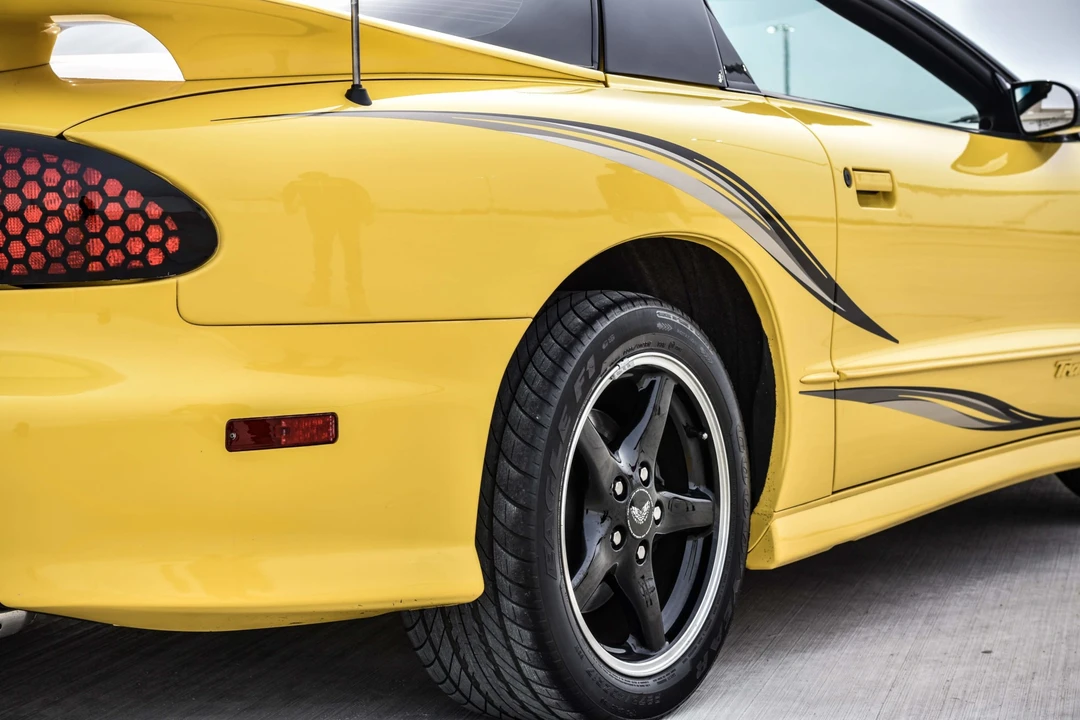 2002 Pontiac Firebird Trans Am 4th Gen - Image 21 of 31