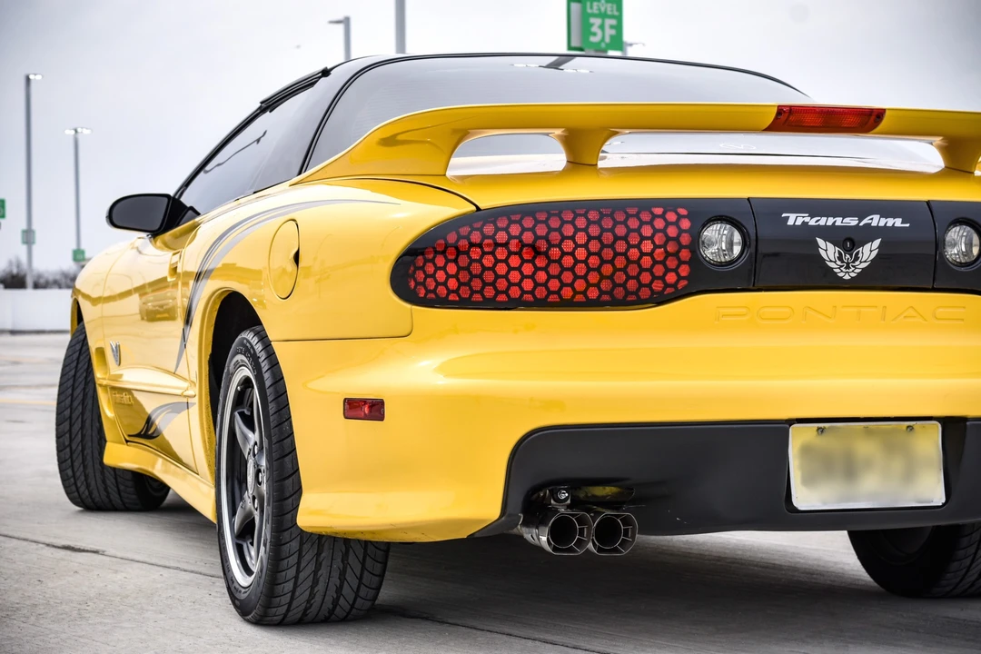 2002 Pontiac Firebird Trans Am 4th Gen - Image 15 of 31