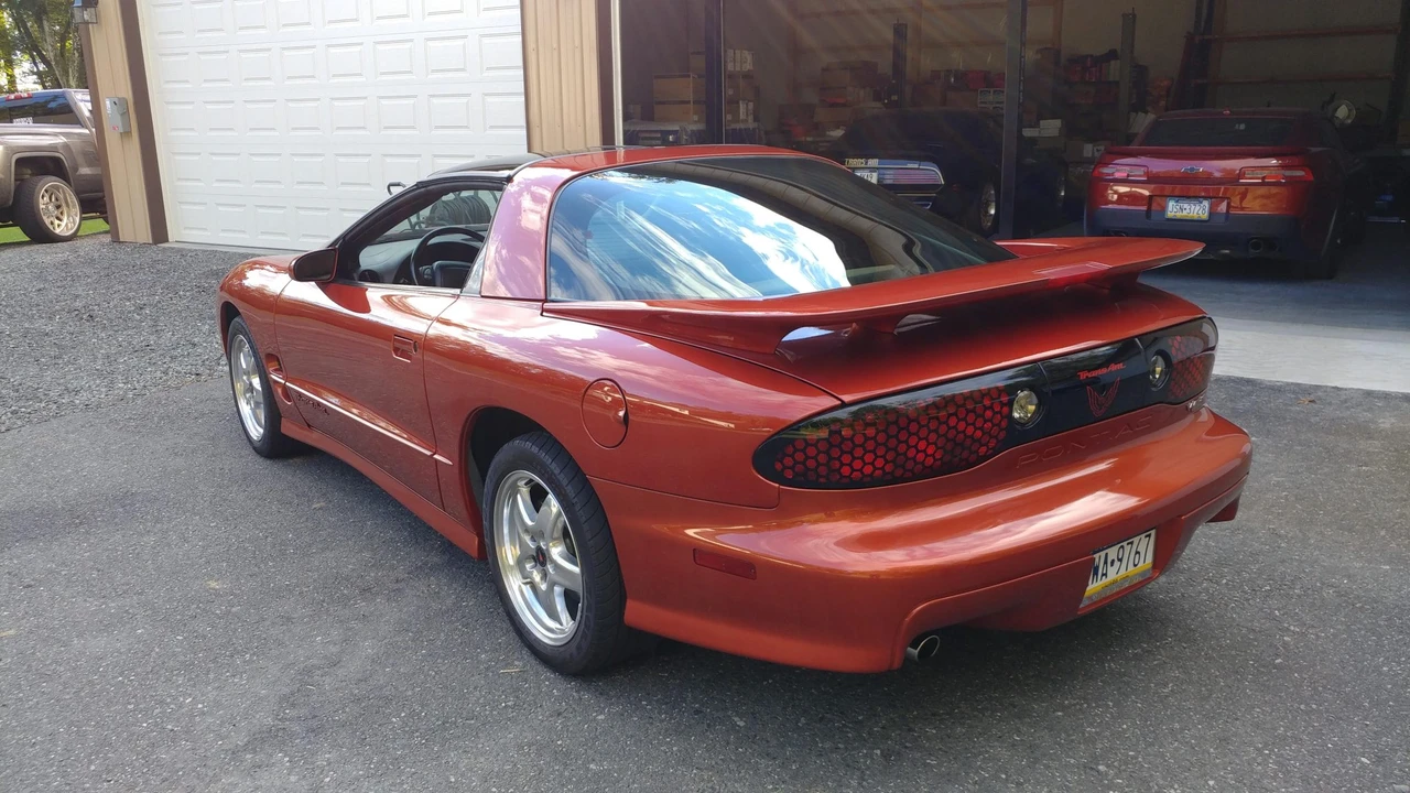 2002 Pontiac Firebird Trans Am 4th Gen - Image 12 of 31