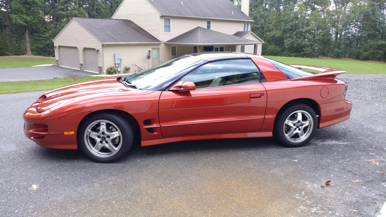 2002 Pontiac Firebird Trans Am 4th Gen - Image 11 of 31