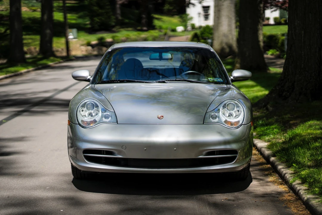 2002 Porsche 996 Carrera - Image 9 of 31