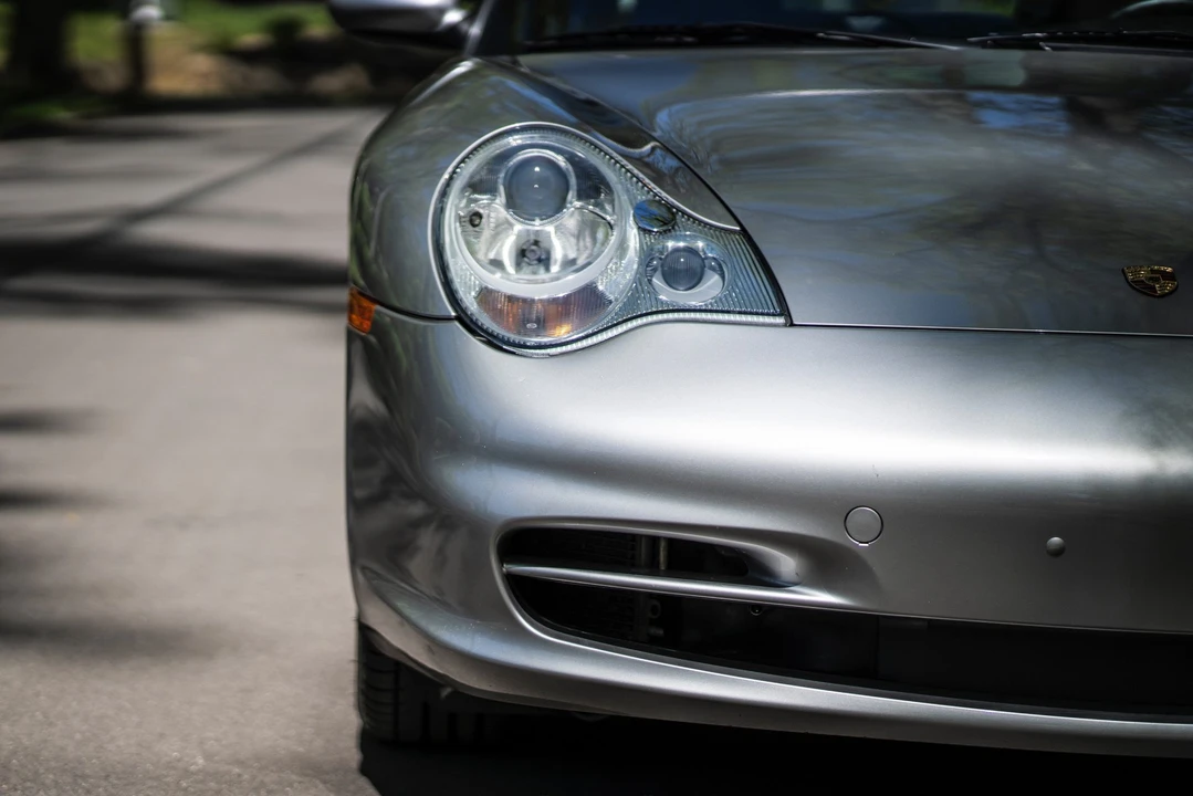 2002 Porsche 996 Carrera - Image 16 of 31