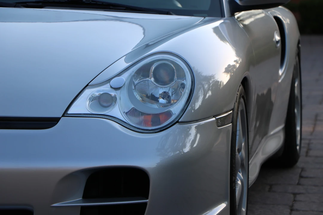 2002 Porsche 996 Turbo - Image 13 of 31