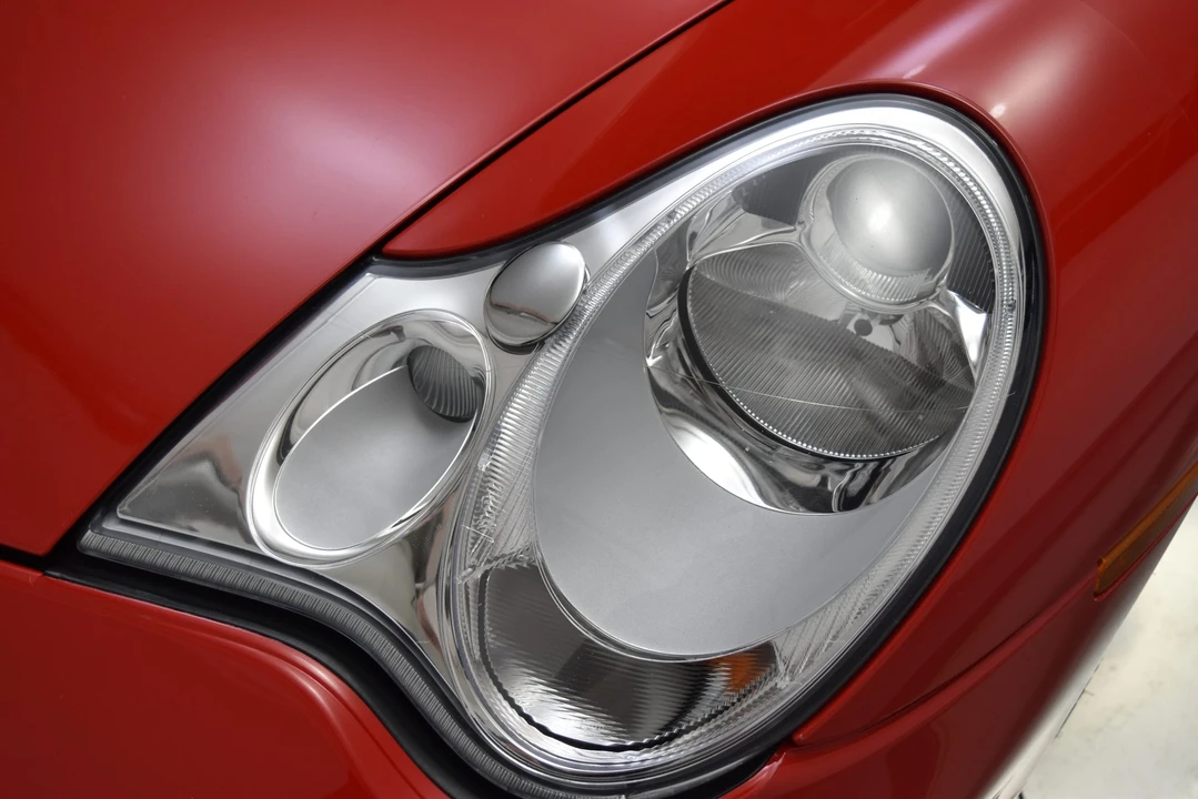 2002 Porsche 996 Turbo - Image 13 of 31