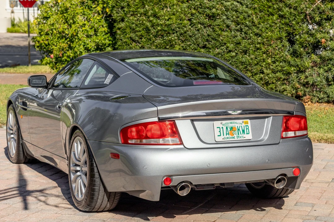 2003 Aston Martin Vanquish 1st Gen - Image 5 of 31