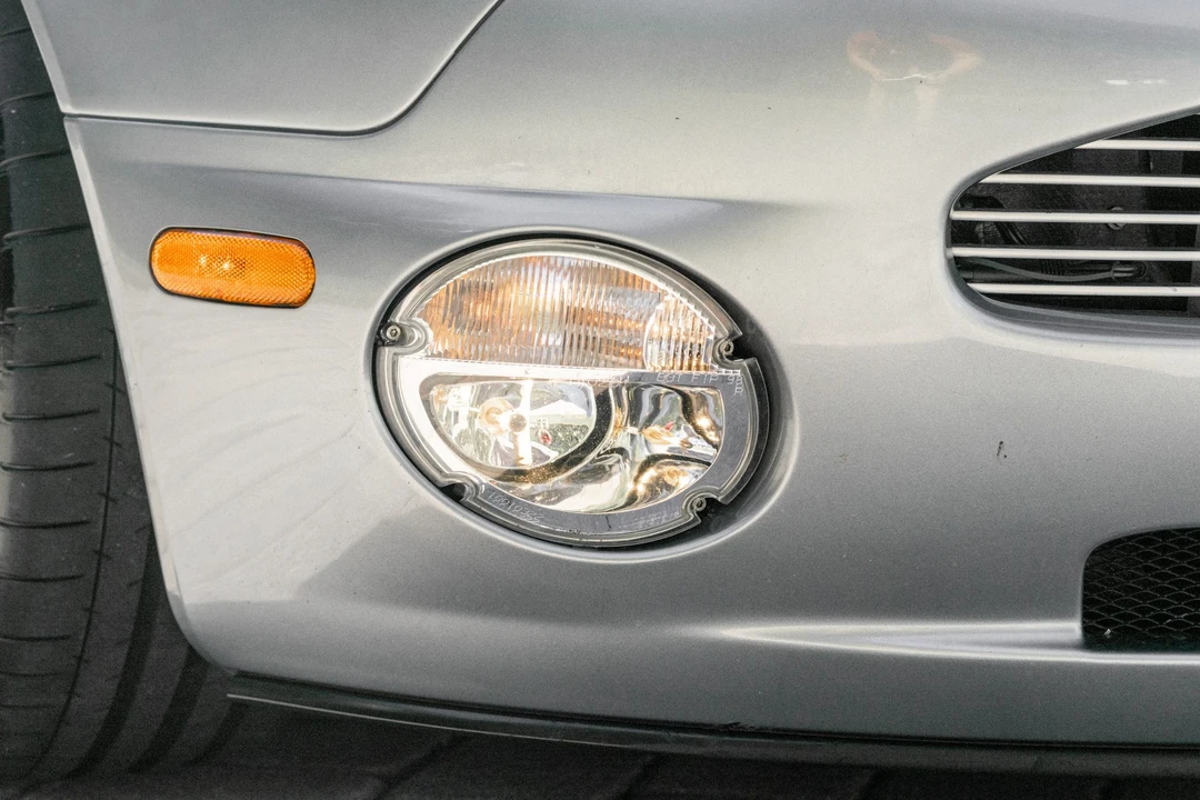 2003 Aston Martin Vanquish 1st Gen - Image 15 of 31