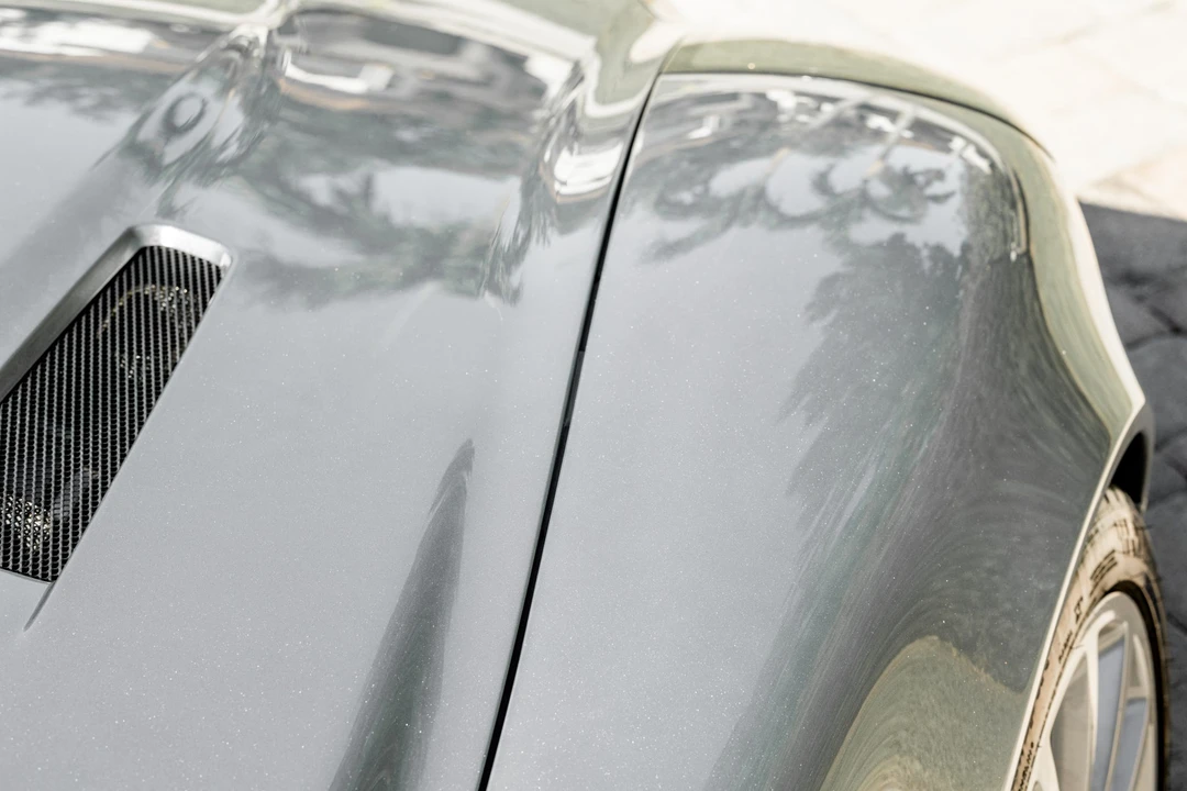 2003 Aston Martin Vanquish 1st Gen - Image 19 of 31