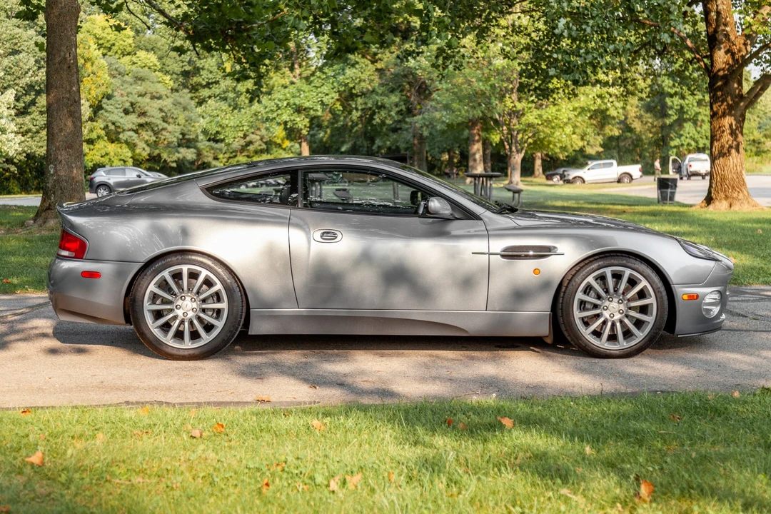 2003 Aston Martin Vanquish 1st Gen - Image 7 of 31