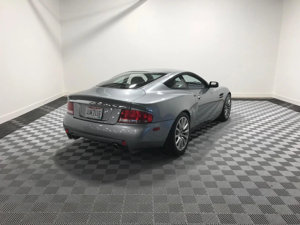 2003 Aston Martin Vanquish 1st Gen - Image 14 of 31