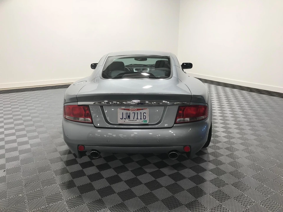 2003 Aston Martin Vanquish 1st Gen - Image 16 of 31
