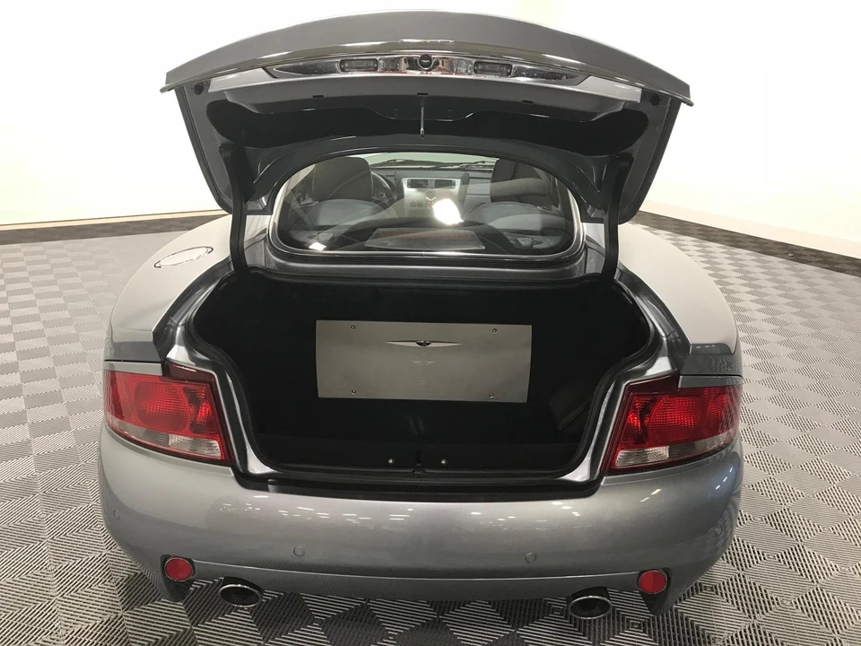 2003 Aston Martin Vanquish 1st Gen - Image 23 of 31